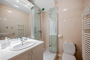 Admiral Plaza, appartement 1 chambre en centre ville, parking & accès plage